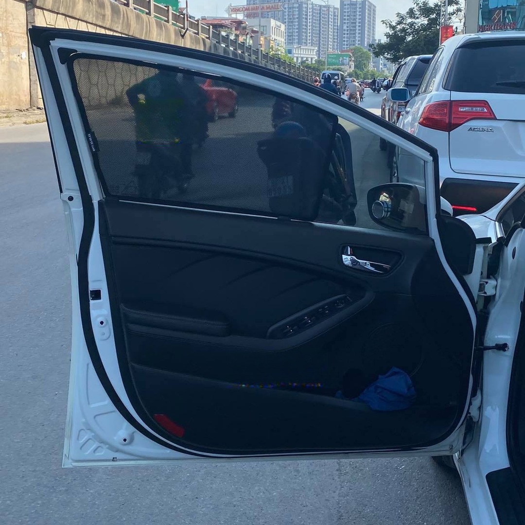 KIA CERATO / K3 2015-2018 custom-fit car window sun shades — photo 15