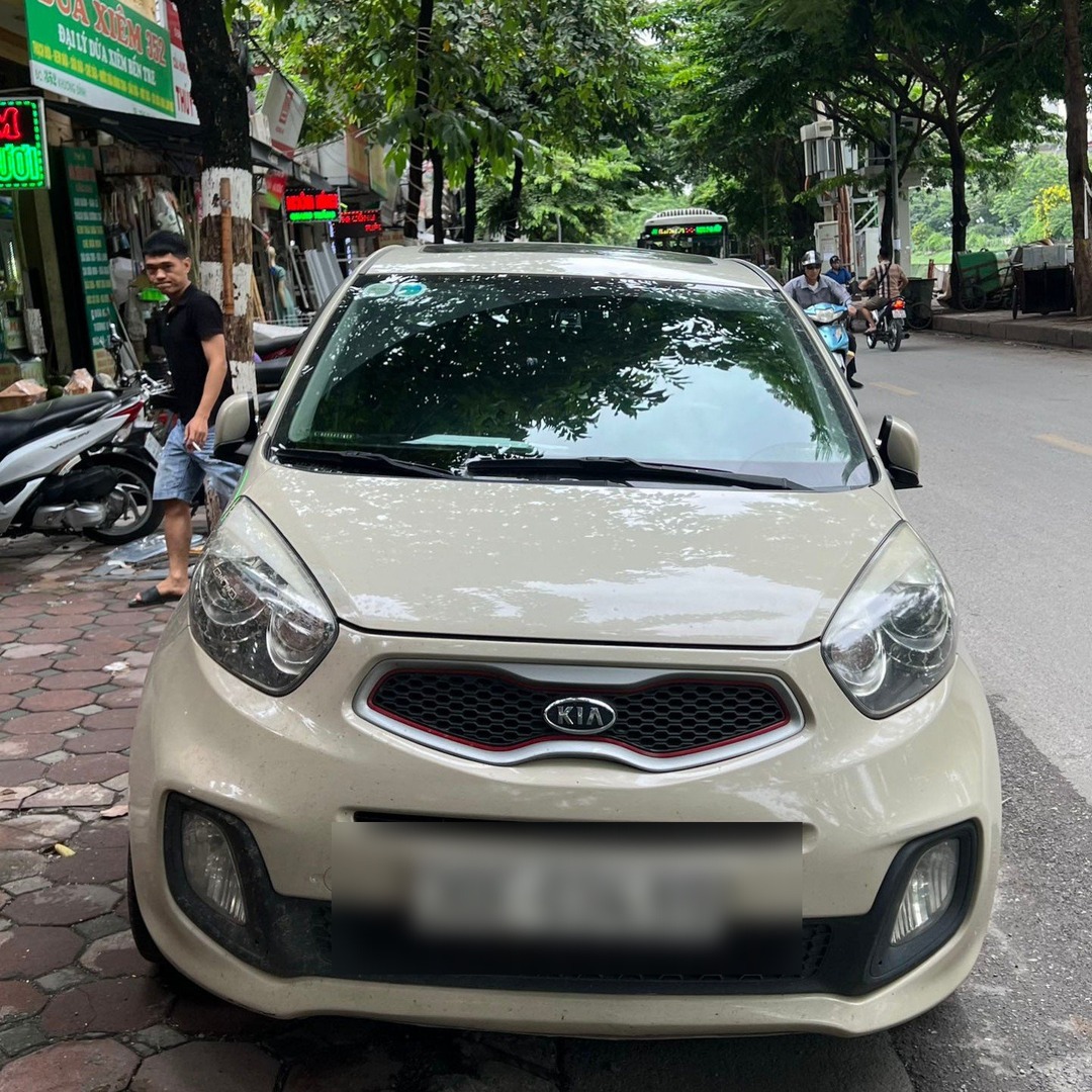 KIA PICANTO 2011-2020 custom-fit car window sun shades — photo 1