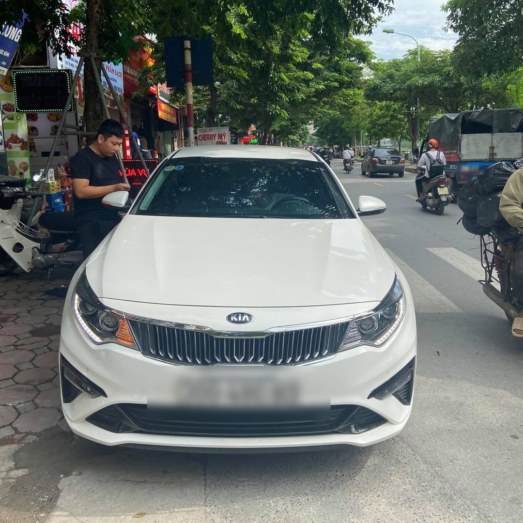 KIA OPTIMA 2015-2020 custom-fit car window sun shades — photo 13