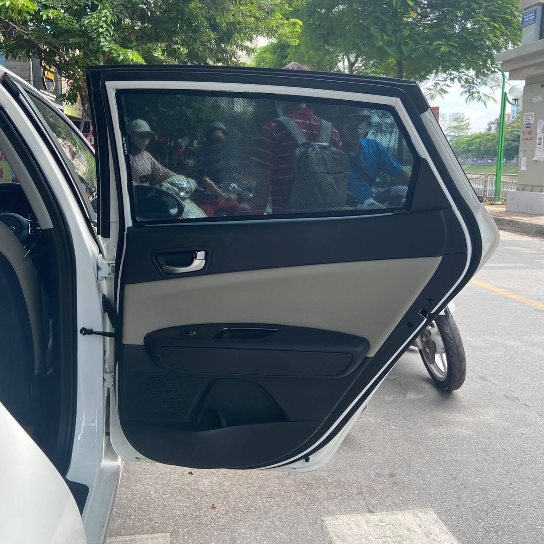 KIA OPTIMA 2015-2020 custom-fit car window sun shades — photo 14