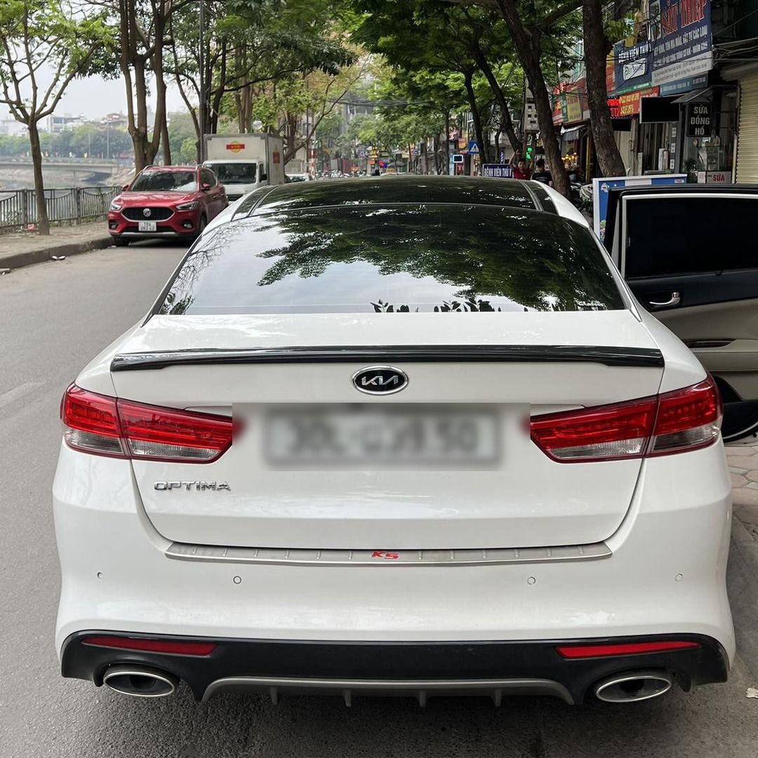 KIA OPTIMA 2015-2020 custom-fit car window sun shades — photo 21