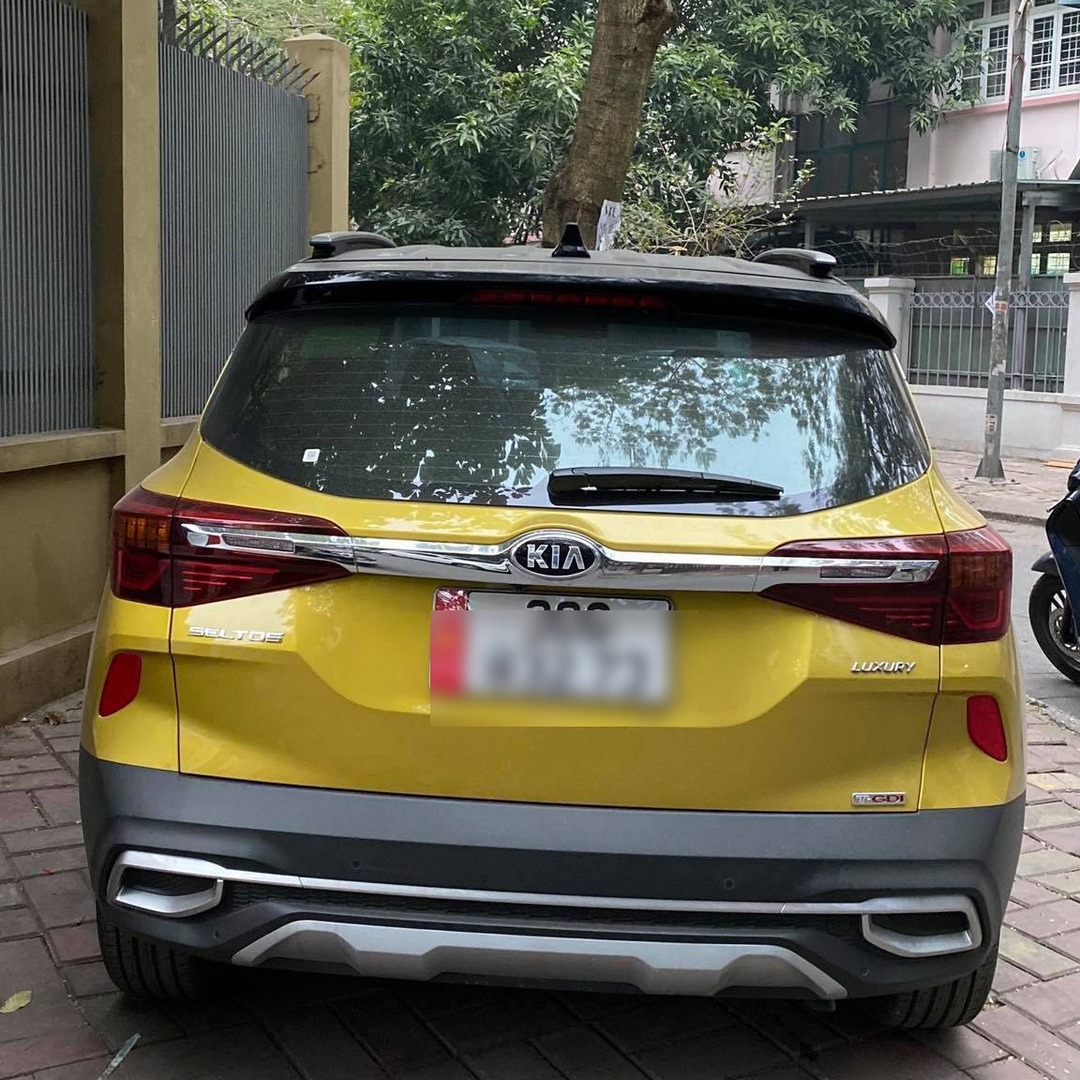 KIA SELTOS custom-fit car window sun shades — photo 13