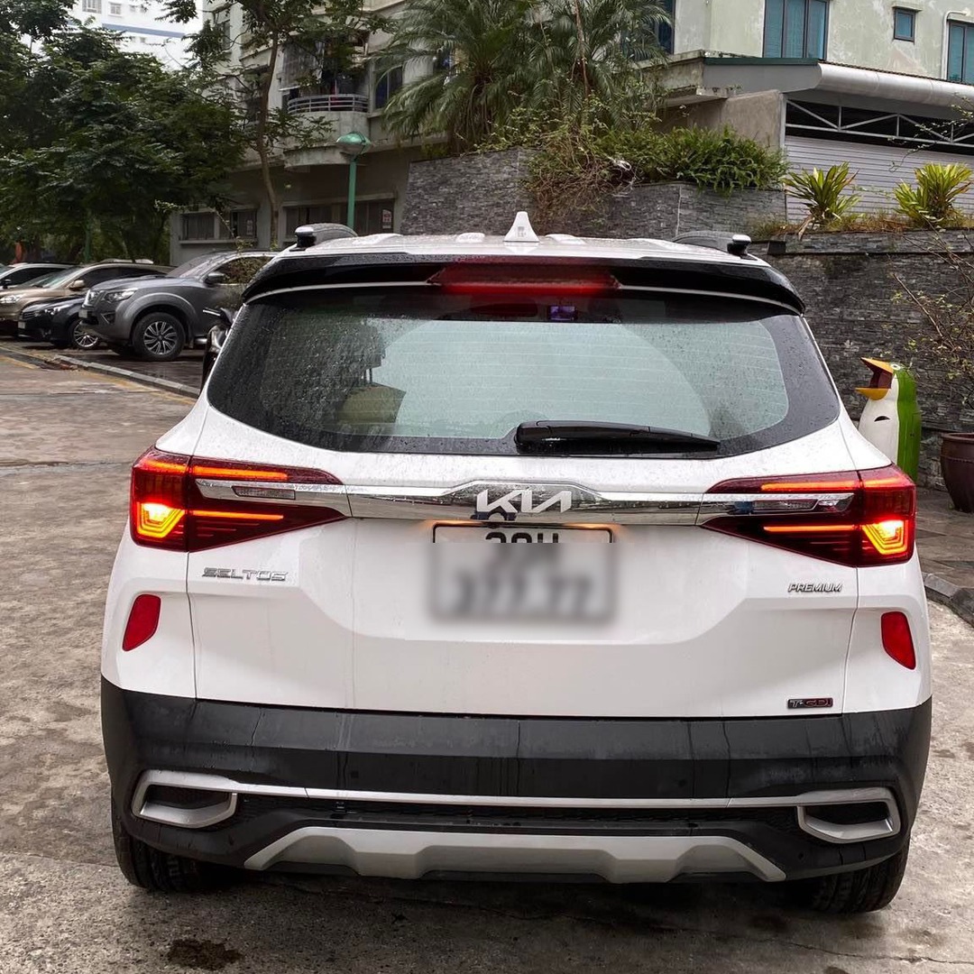 KIA SELTOS custom-fit car window sun shades — photo 14