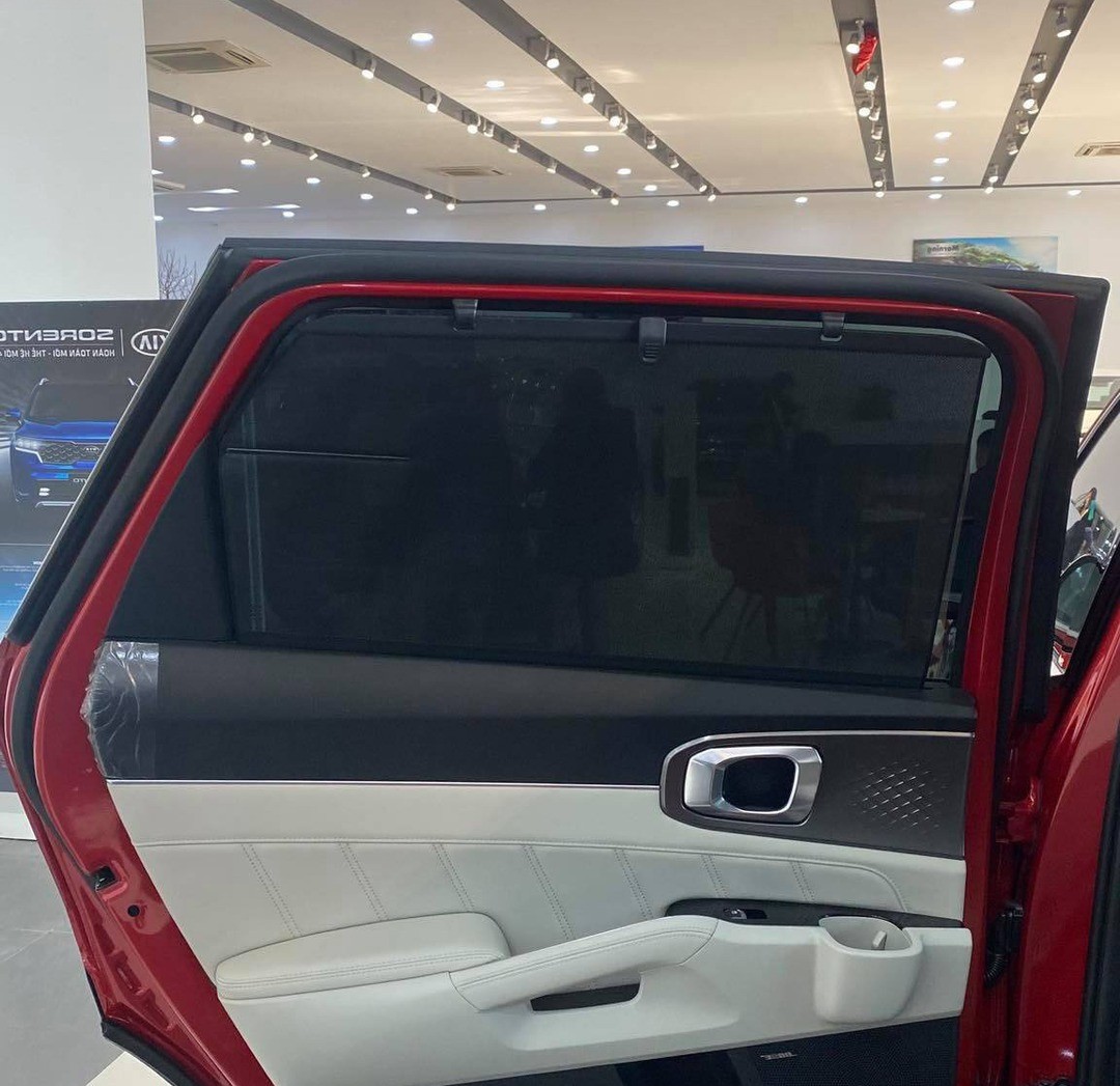 Kia Sorento MQ4 SUV 2020-2026 car window sun shades — photo 2