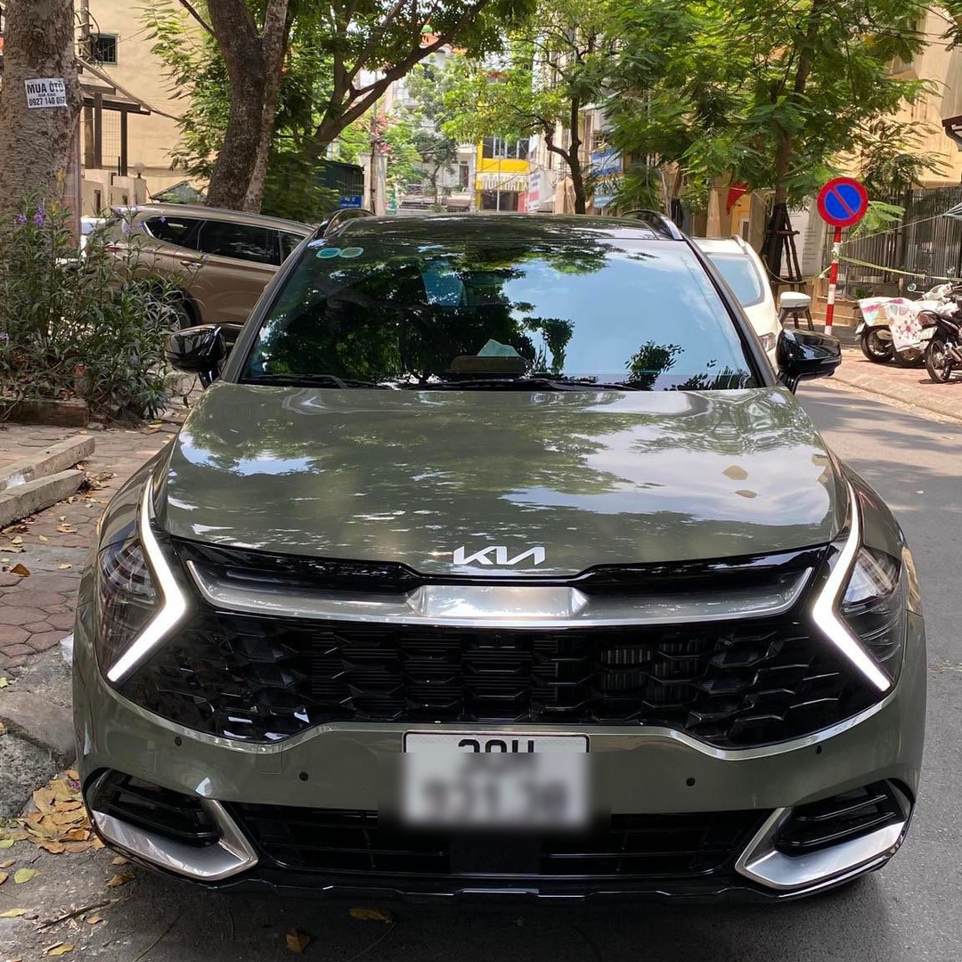 Kia Sportage custom-fit sun shades