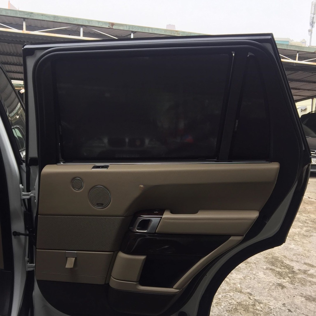 LAND ROVER RANGE ROVER AUTOBIOGRAPHY LWB custom-fit car window sun shades — photo 2