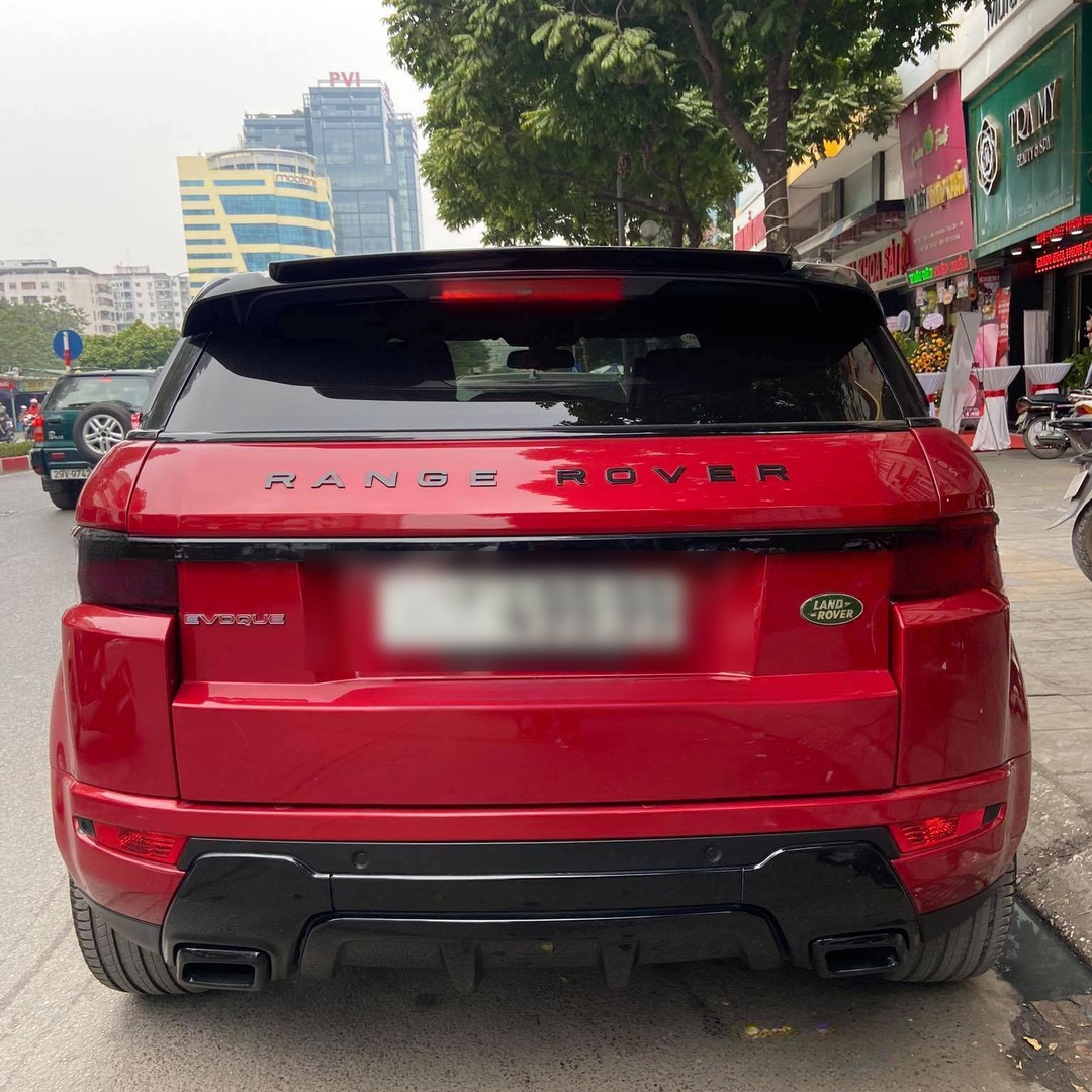 LAND ROVER RANGE ROVER EVOQUE custom-fit car window sun shades — photo 4
