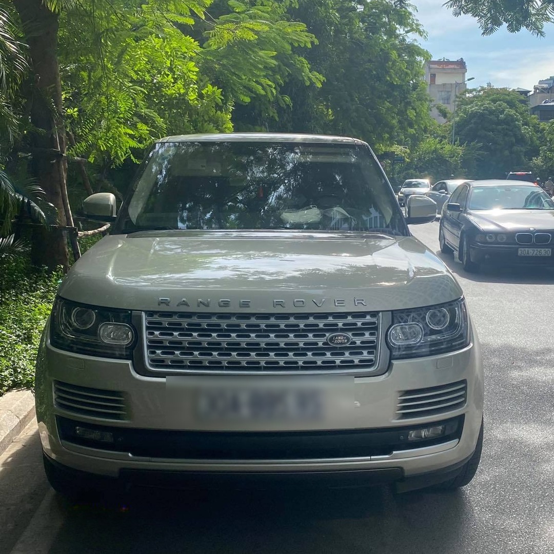 LAND ROVER RANGE ROVER SUPERCHARGED 2016-2022 custom-fit car window sun shades — photo 1