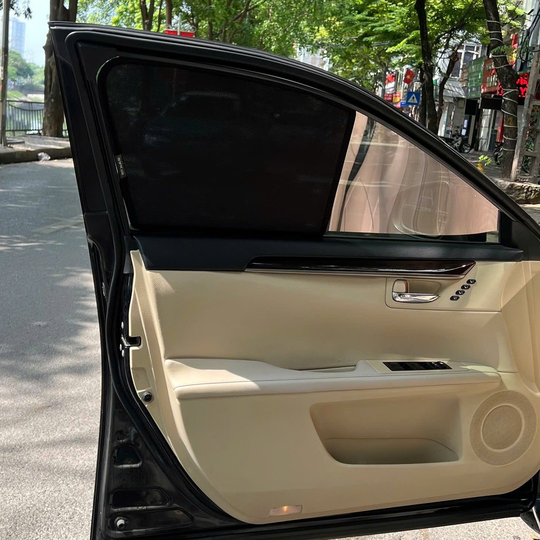 Lexus ES XV60 Sedan 2012-2018 car window sun shades — photo 2