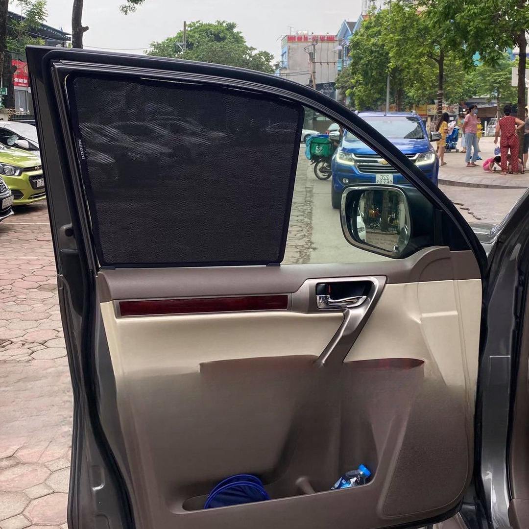 LEXUS GX460 custom-fit car window sun shades — photo 9