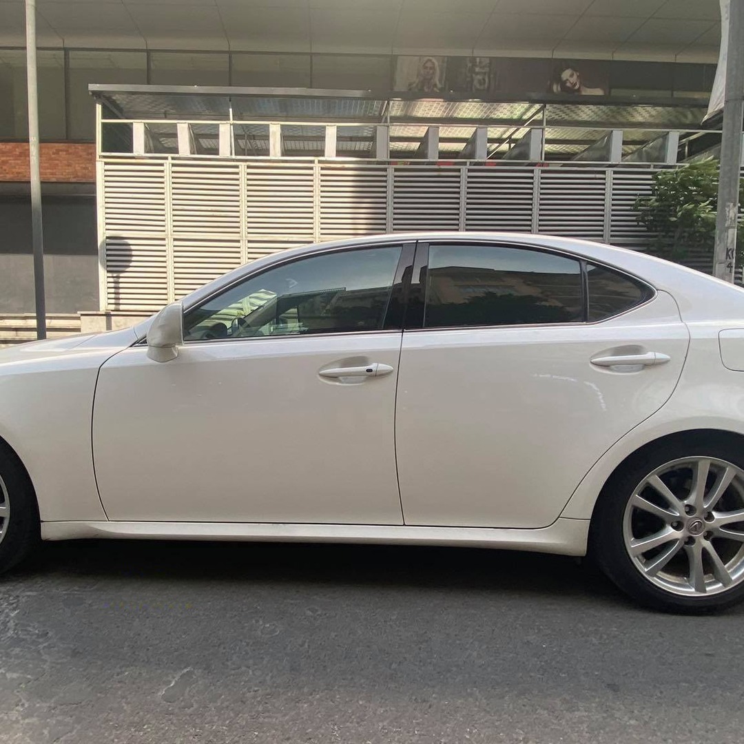 LEXUS IS250 custom-fit car window sun shades — photo 7