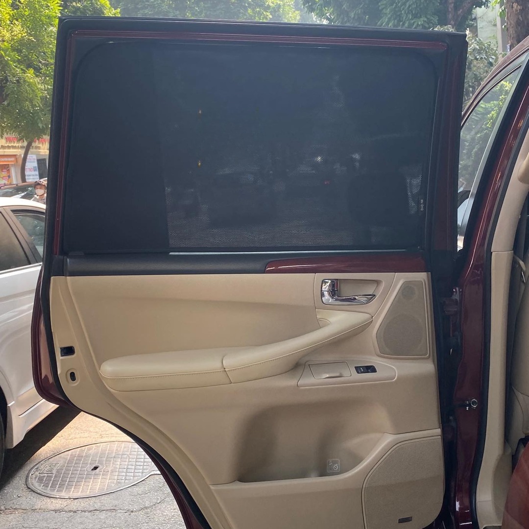 LEXUS LX570 2008-2022 car window sun shades — photo 9