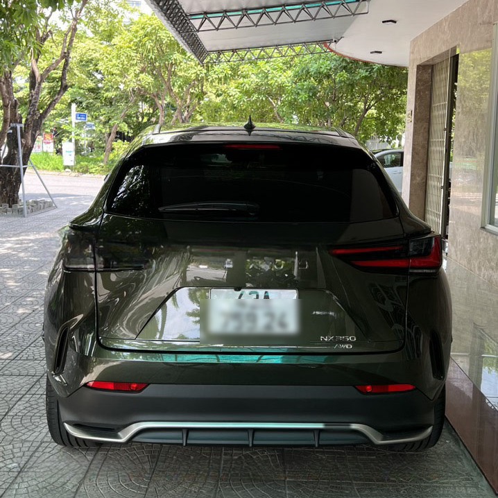LEXUS NX350 2022-2025 custom-fit car window sun shades — photo 4