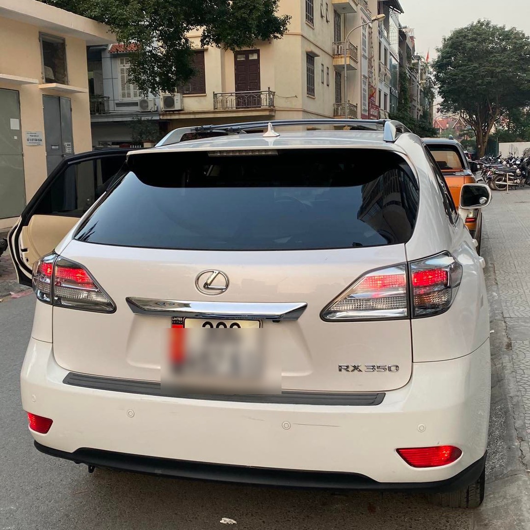 LEXUS RX350 2009-2015 custom-fit car window sun shades — photo 10