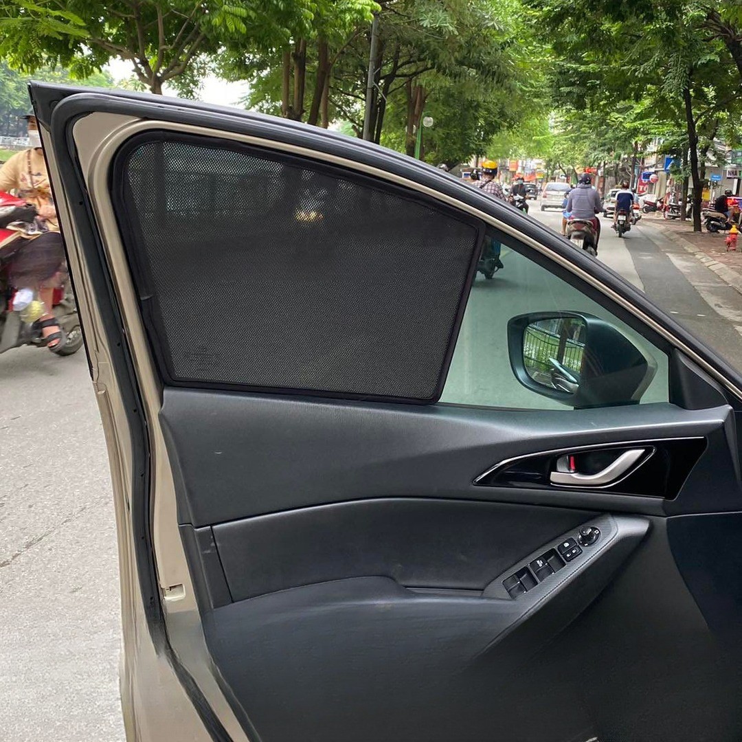 Mazda 3 3rd Gen Sedan 2014-2019 car window sun shades — photo 2