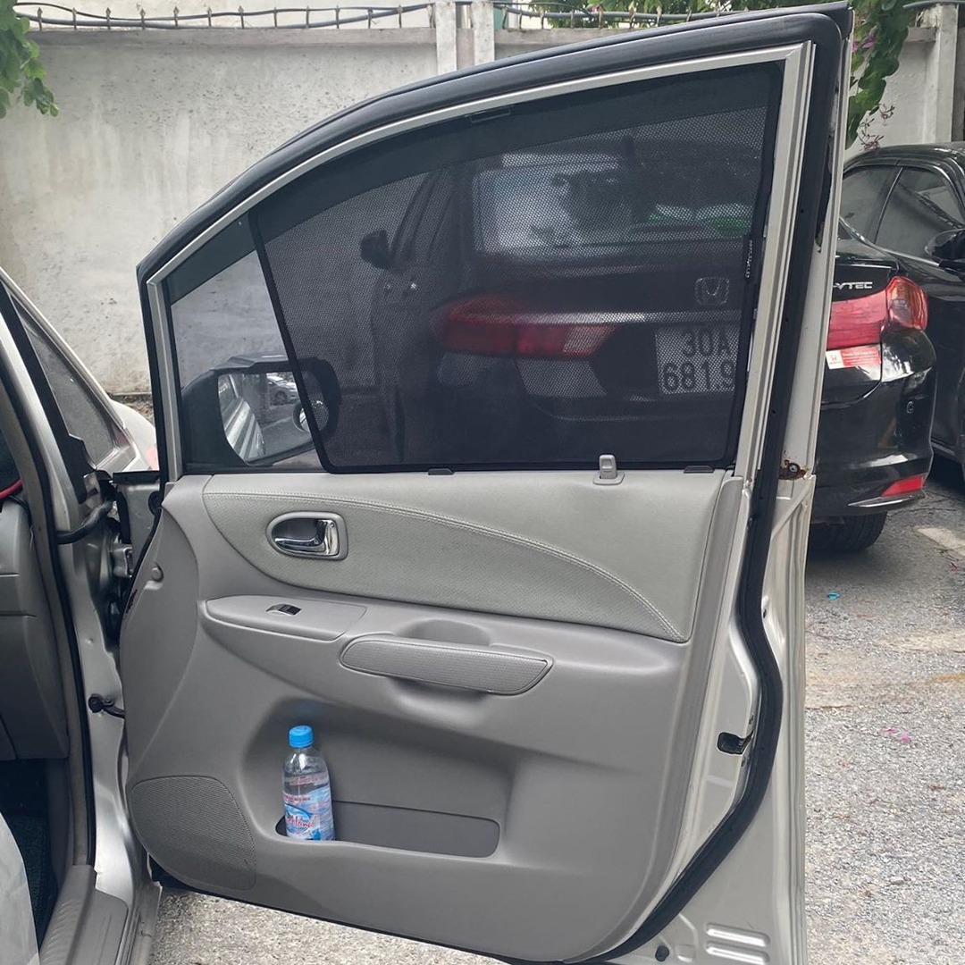 MAZDA 3 PREMACY custom-fit car window sun shades — photo 3