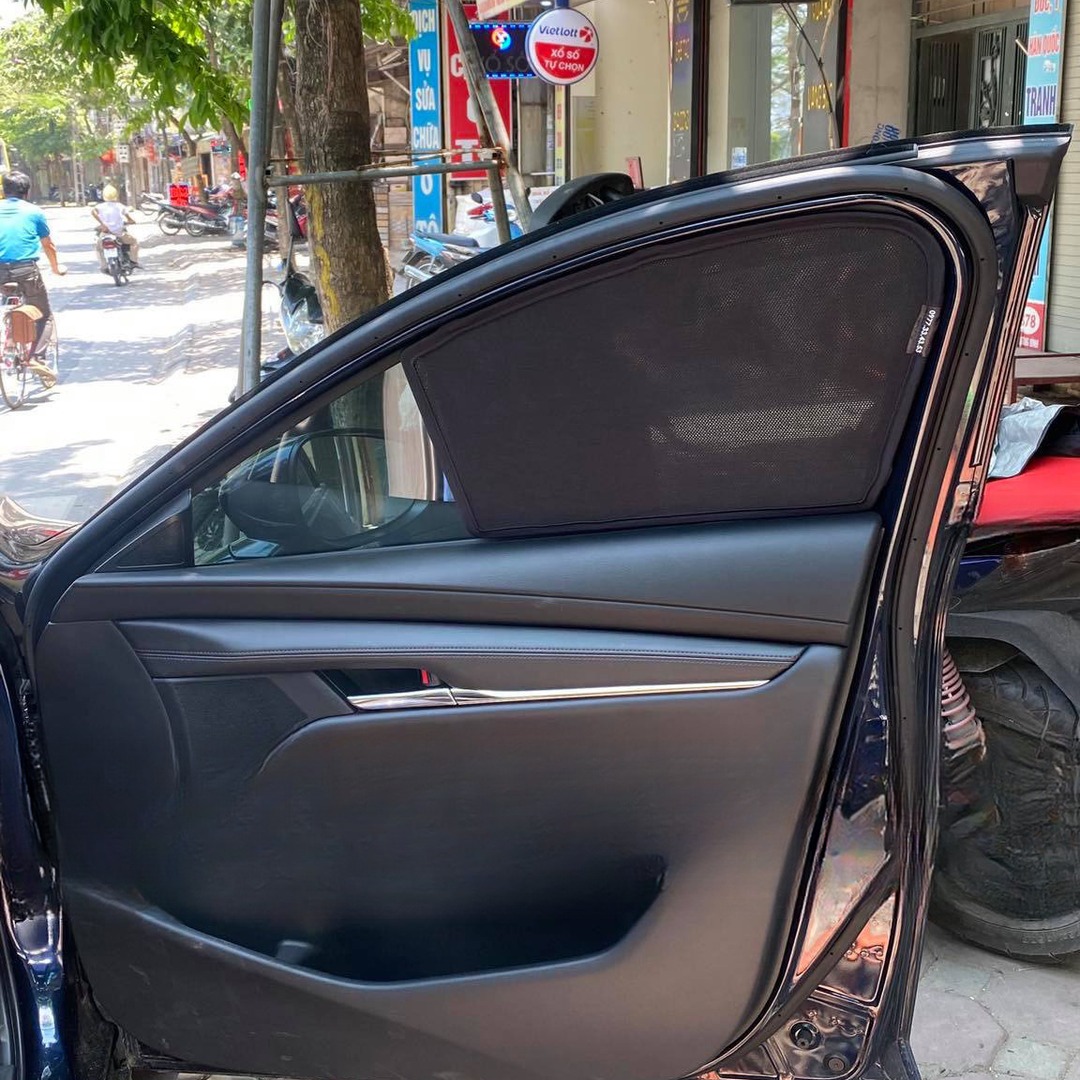 MAZDA 3 SPORT 2021-2025 custom-fit car window sun shades — photo 6