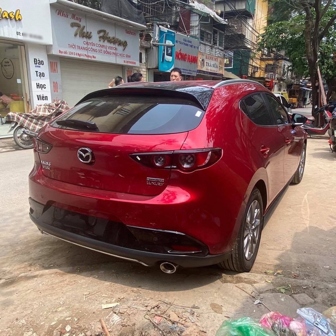 MAZDA 3 SPORT 2021-2025 custom-fit car window sun shades — photo 10