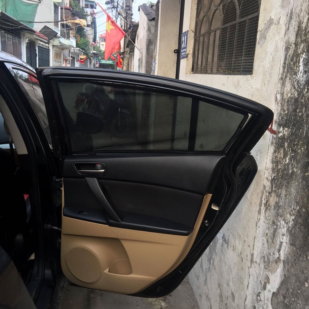 MAZDA 3S (Smile Facelift) 2009-2014 custom-fit car window sun shades — photo 14