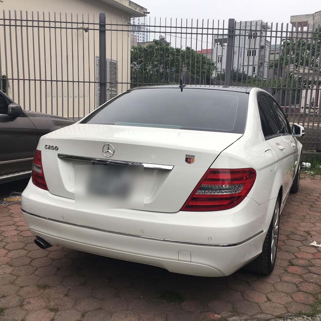 MERCEDES C200 2008-2015 custom-fit car window sun shades — photo 10