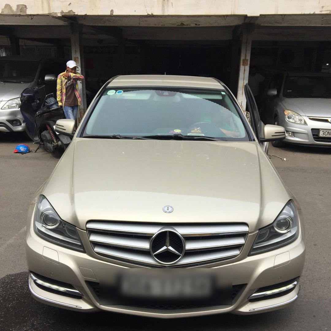 MERCEDES C200 2008-2015 custom-fit car window sun shades — photo 19