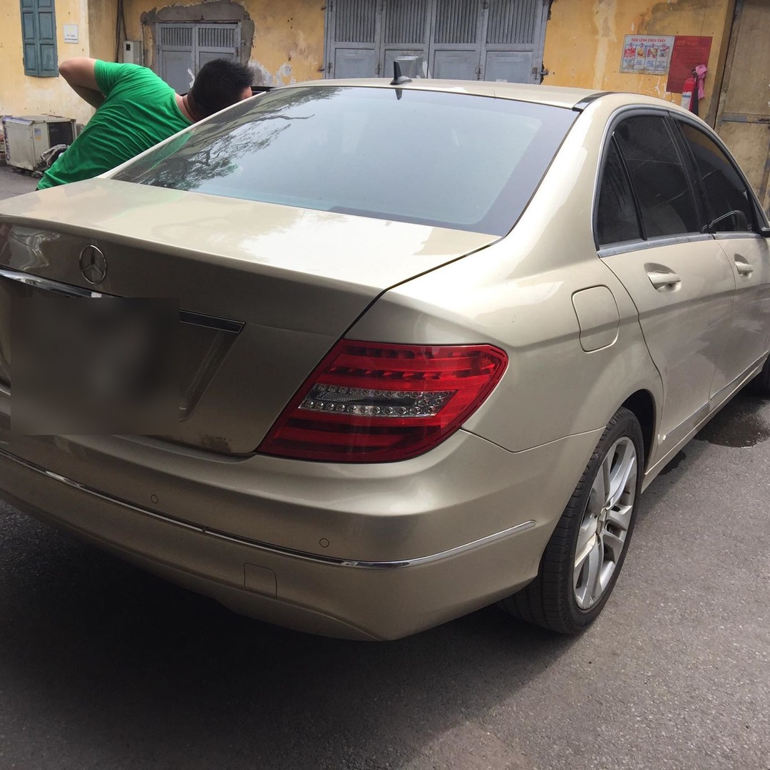 MERCEDES C200 2008-2015 custom-fit car window sun shades — photo 22