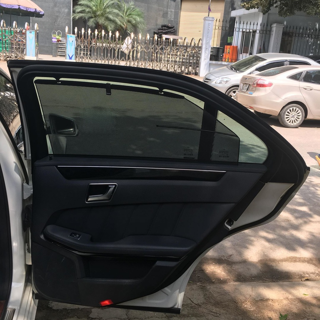 MERCEDES E300 2010-2015 custom-fit car window sun shades — photo 3