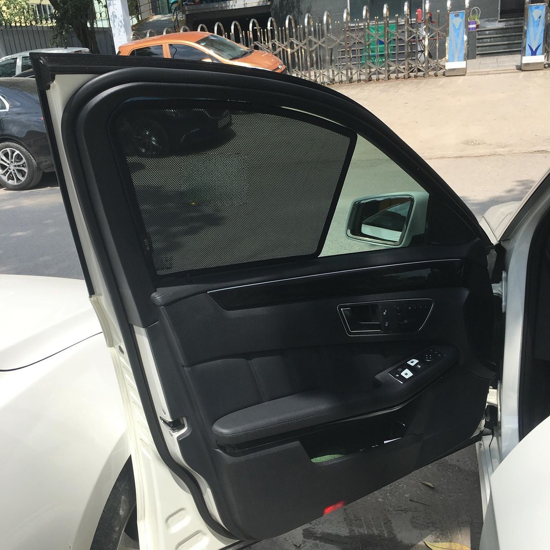 MERCEDES E300 2010-2015 custom-fit car window sun shades — photo 8