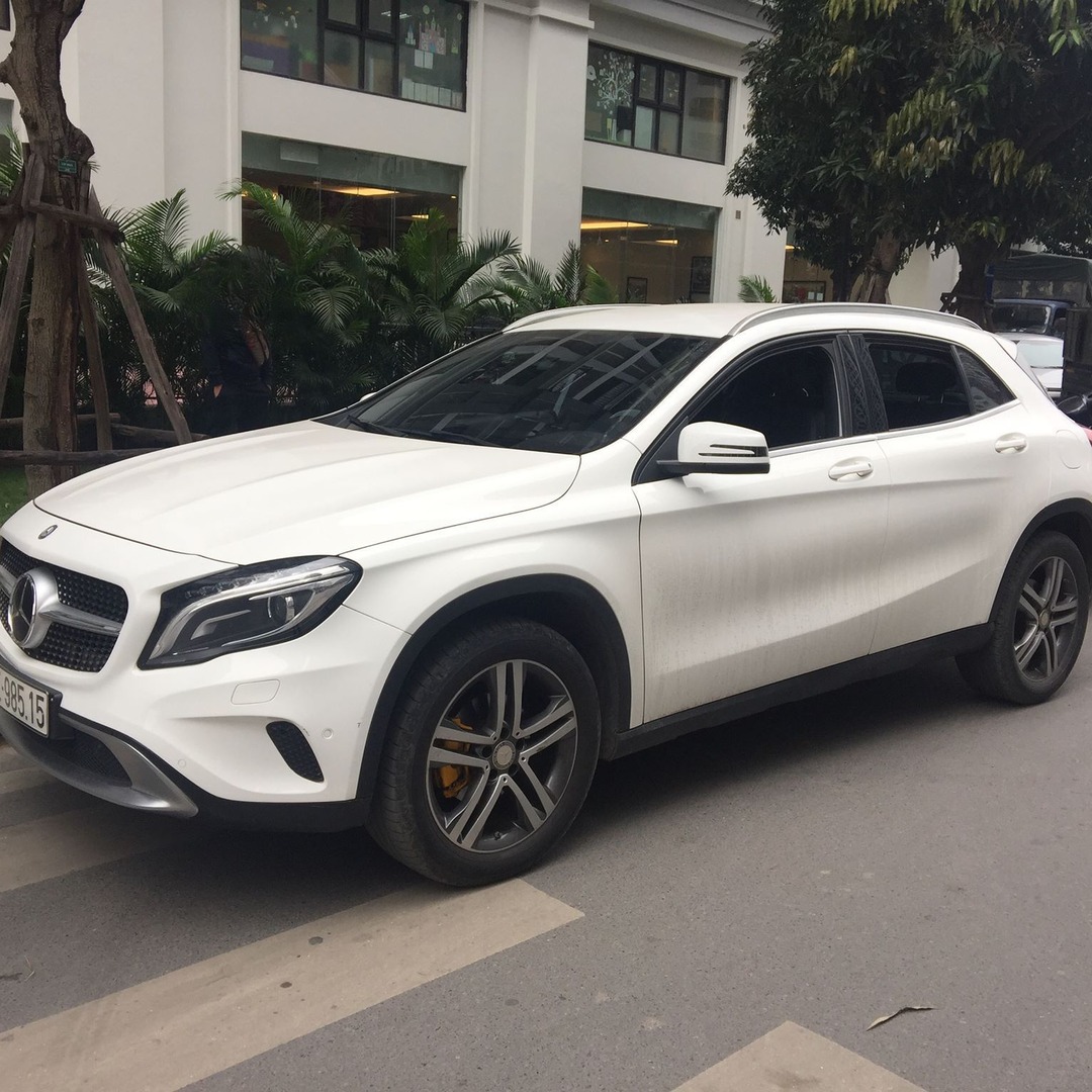 MERCEDES GLA 250 custom-fit car window sun shades — photo 7
