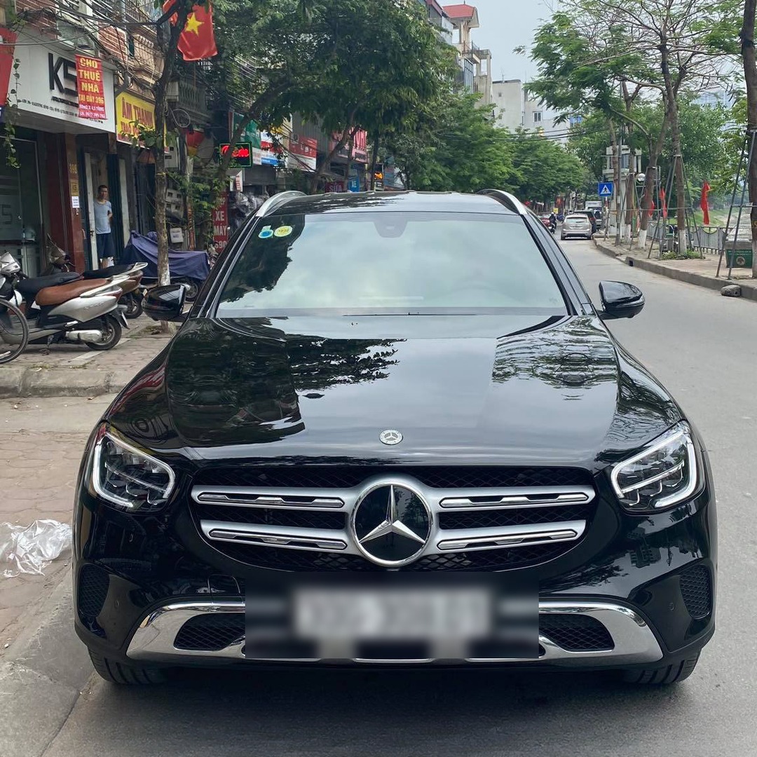 MERCEDES GLC 2016-2022 custom-fit car window sun shades — photo 1