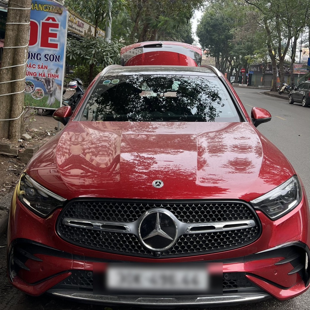 MERCEDES GLC 2023-2025 custom-fit car window sun shades — photo 1