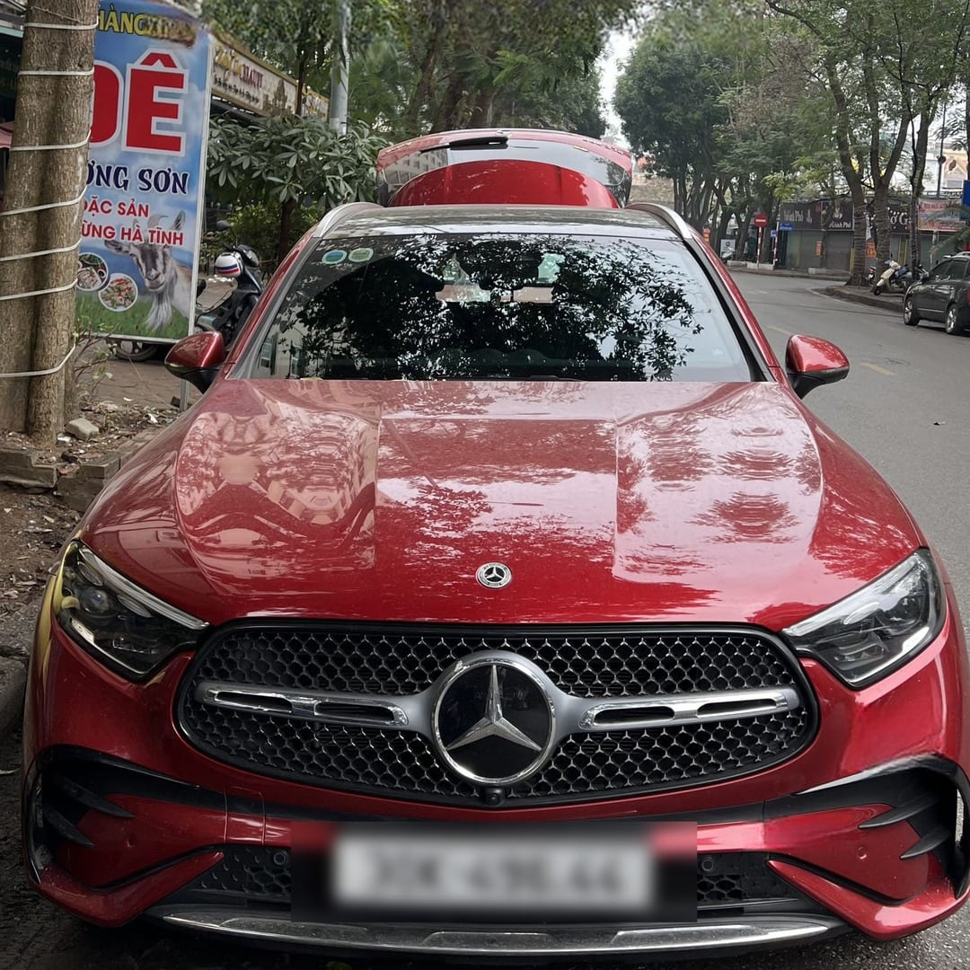 MERCEDES GLC 2023-2025 custom-fit car window sun shades — photo 1