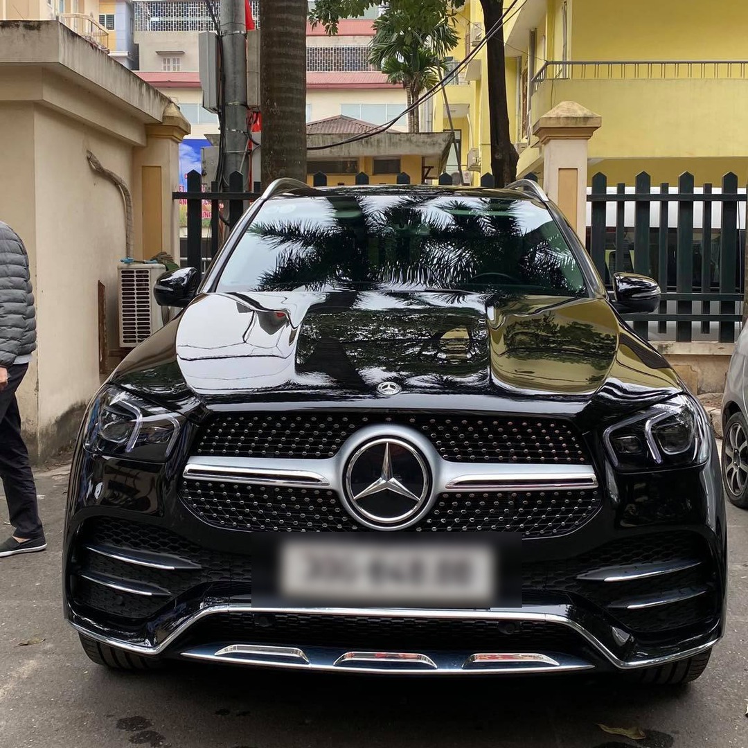 MERCEDES GLE 2019-2022 custom-fit car window sun shades — photo 1