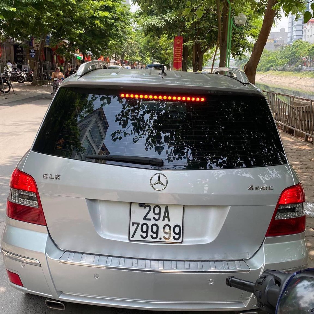 MERCEDES GLK 2012 custom-fit car window sun shades — photo 4