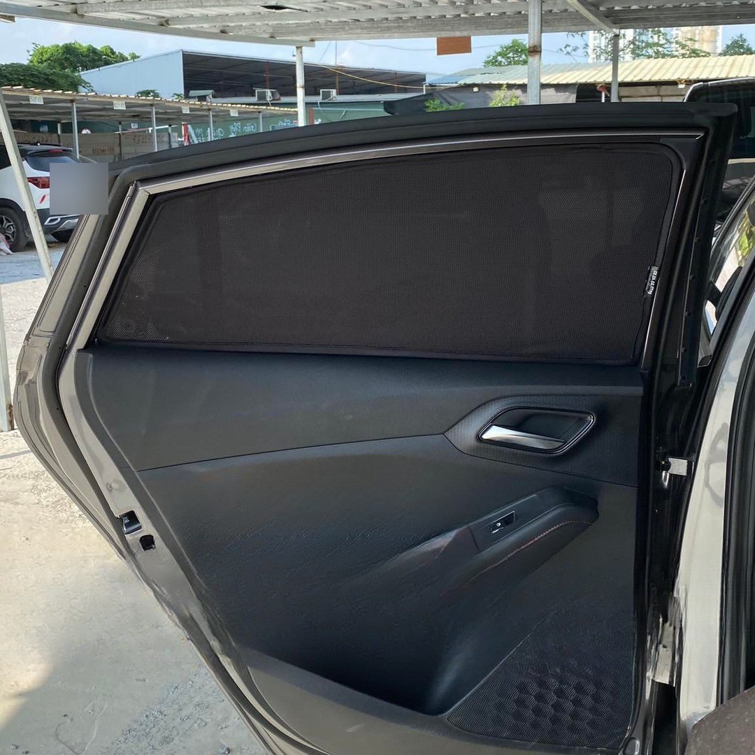 MG MG5 2nd Gen Sedan 2023-2026 car window sun shades — photo 2