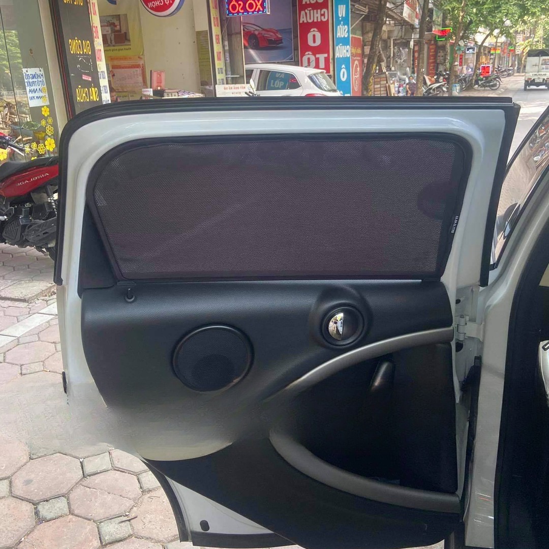 MINI COUNTRYMAN R60 custom-fit car window sun shades — photo 5