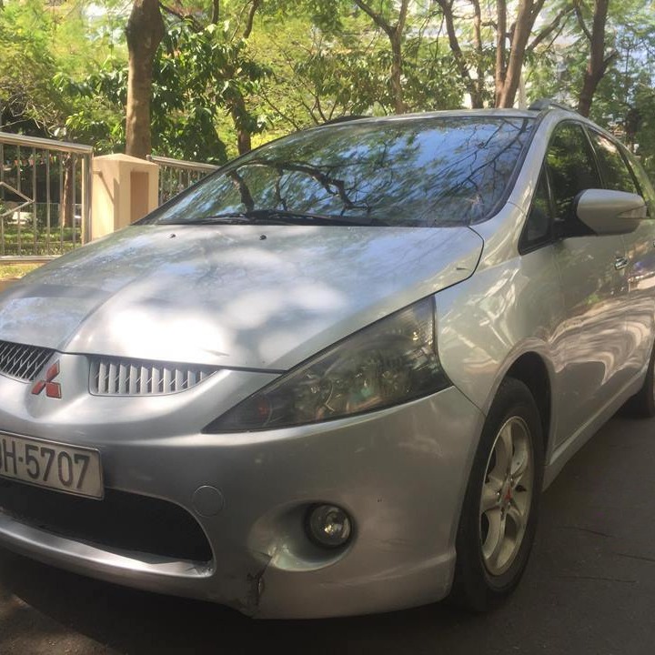 MITSUBISHI GRANDIS custom-fit car window sun shades — photo 4