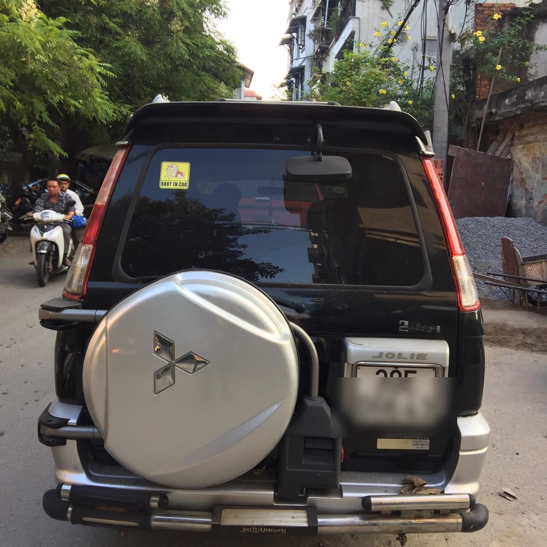 MITSUBISHI JOLIE custom-fit car window sun shades — photo 6