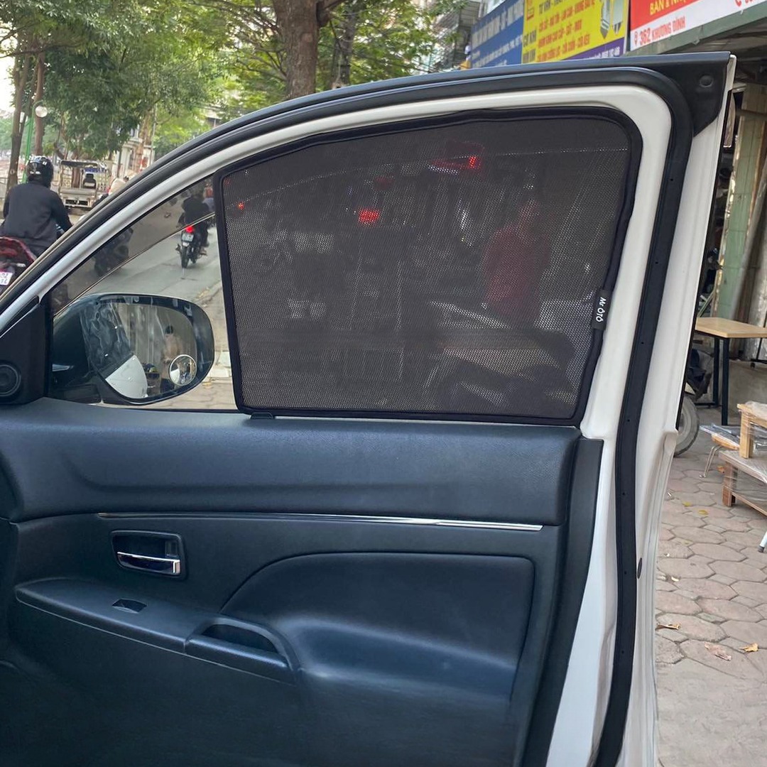 MITSUBISHI OUTLANDER custom-fit car window sun shades — photo 20