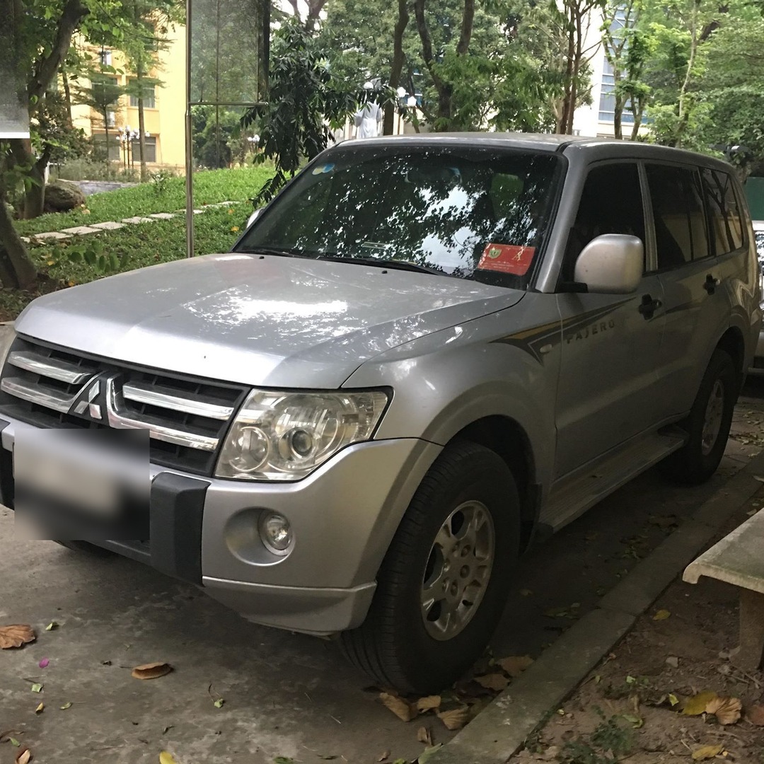 MITSUBISHI PAJERO BANK V73 custom-fit car window sun shades — photo 10
