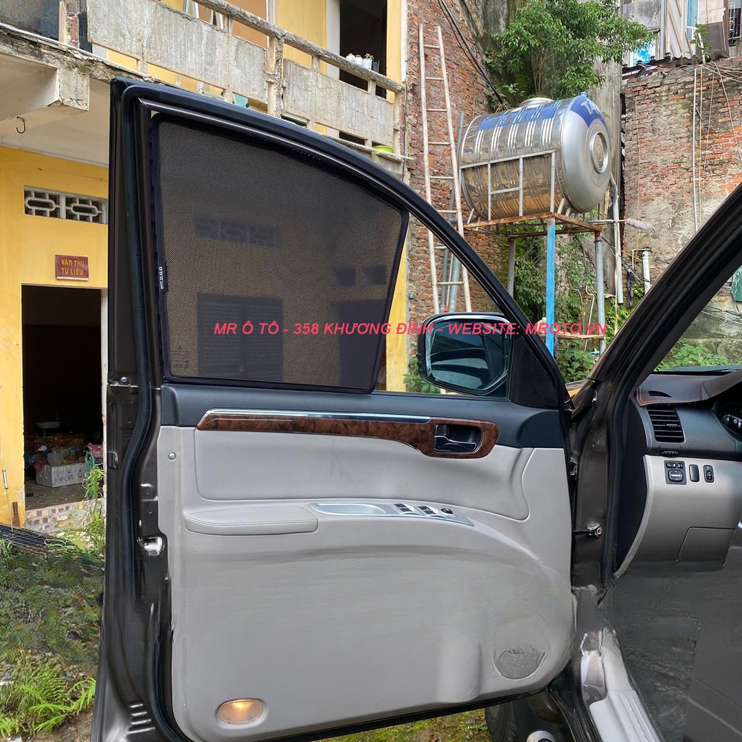 MITSUBISHI PAJERO SPORT 2009-2017 custom-fit car window sun shades — photo 2