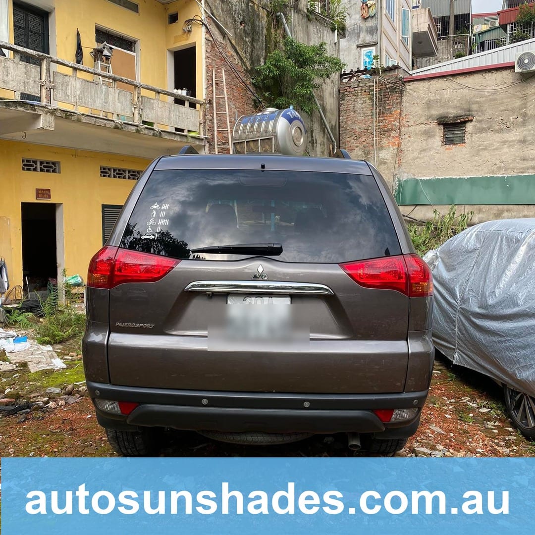 MITSUBISHI PAJERO SPORT 2009-2017 custom-fit car window sun shades — photo 3