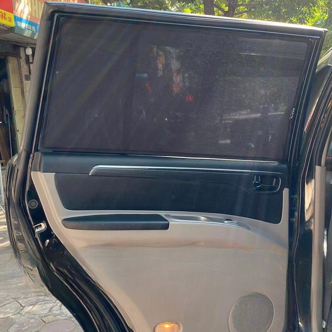 MITSUBISHI PAJERO SPORT 2009-2017 custom-fit car window sun shades — photo 7