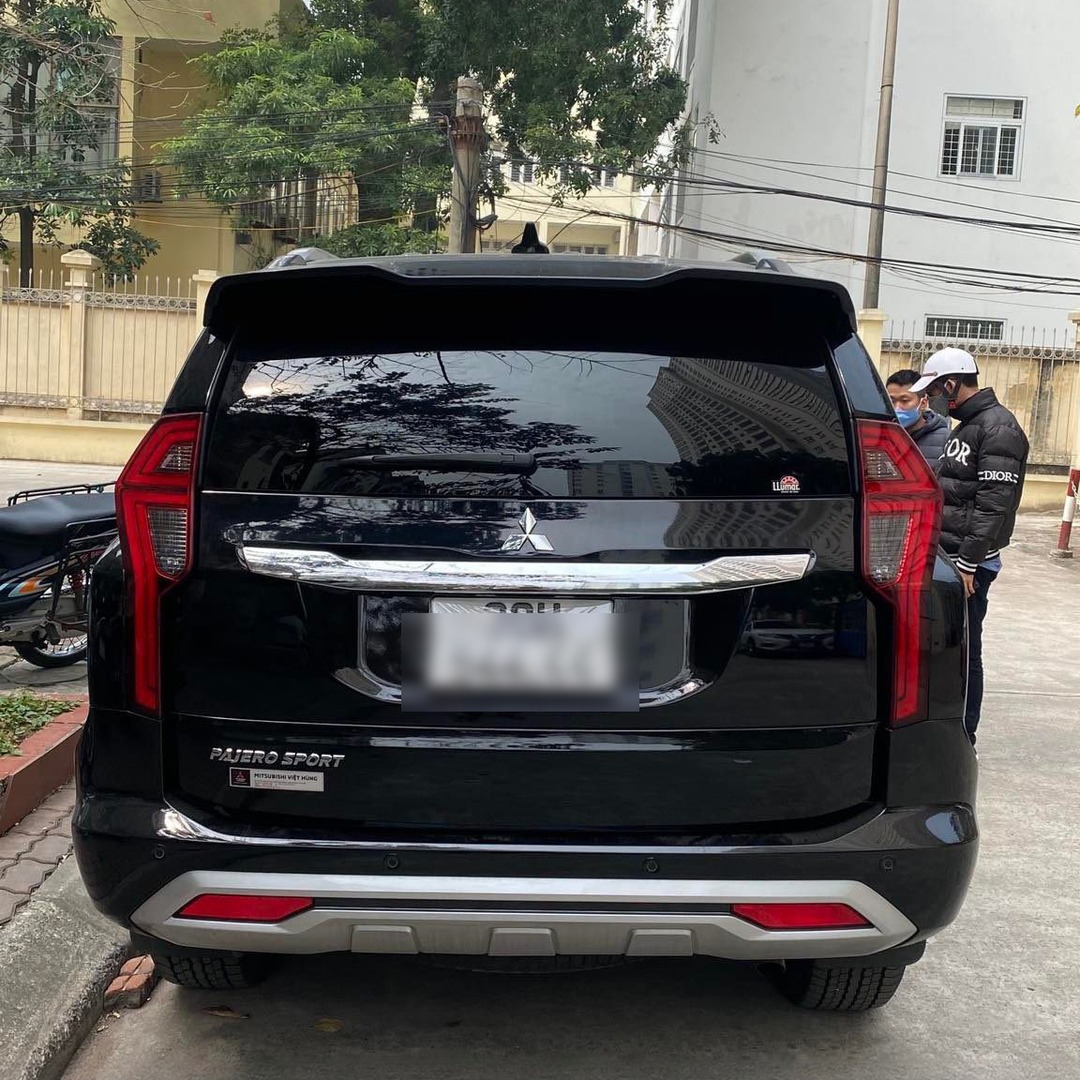 MITSUBISHI PAJERO SPORT 2009-2017 custom-fit car window sun shades — photo 22