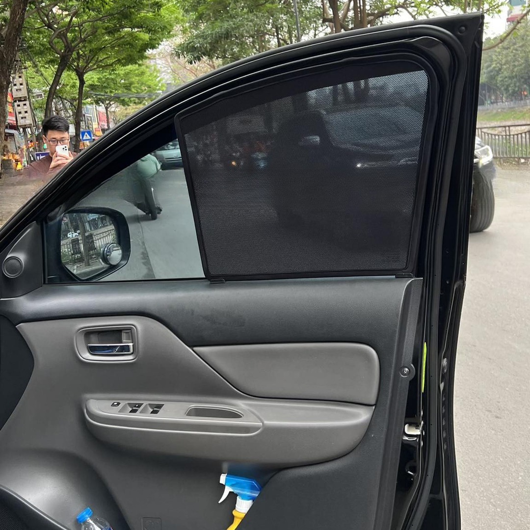 MITSUBISHI TRITON 2015-2018 custom-fit car window sun shades — photo 6
