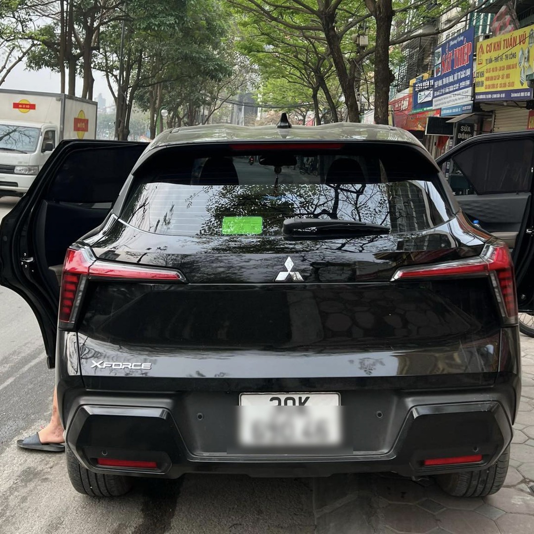 MITSUBISHI XFORCE custom-fit car window sun shades — photo 10