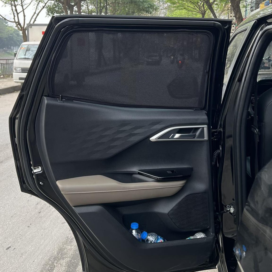 MITSUBISHI XFORCE custom-fit car window sun shades — photo 11