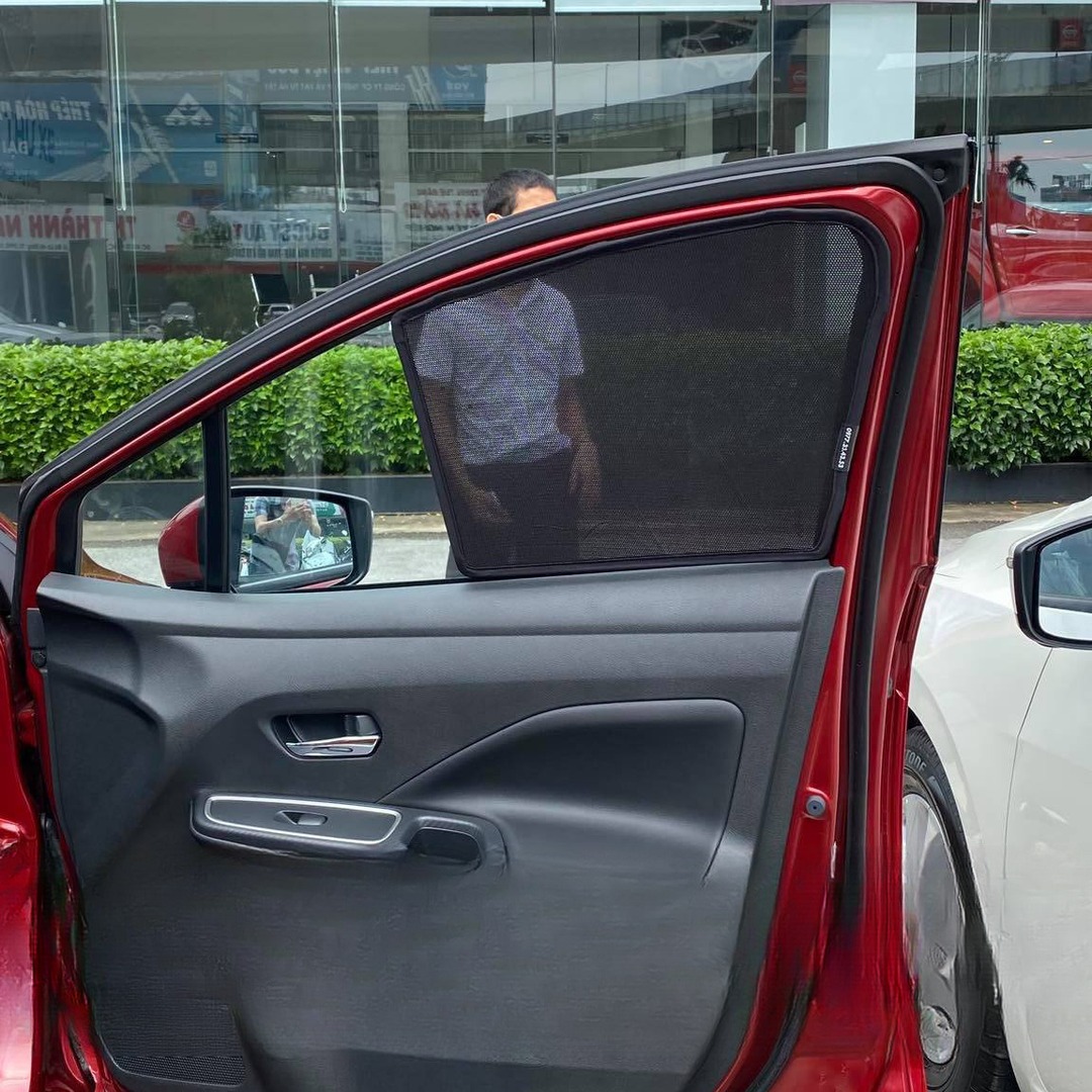 NISSAN ALMERA custom-fit car window sun shades — photo 3