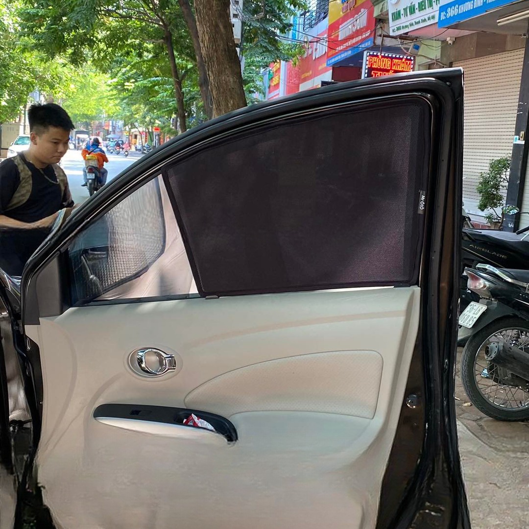 NISSAN SUNNY custom-fit car window sun shades — photo 4