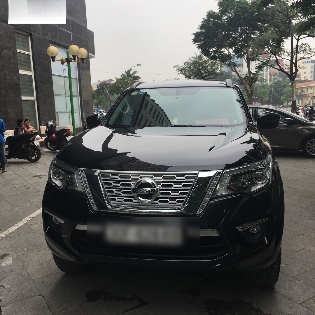 NISSAN TERRA custom-fit car window sun shades — photo 1